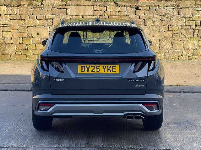 Hyundai TUCSON 1.6T Plug-in Hybrid Premium 5dr Auto Grey