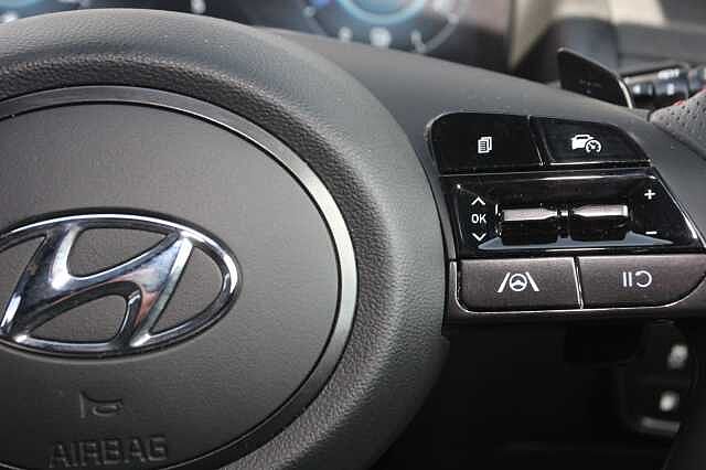 Hyundai TUCSON 1.6 TGDi Plug-in Hybrid N Line 5dr 4WD Auto White
