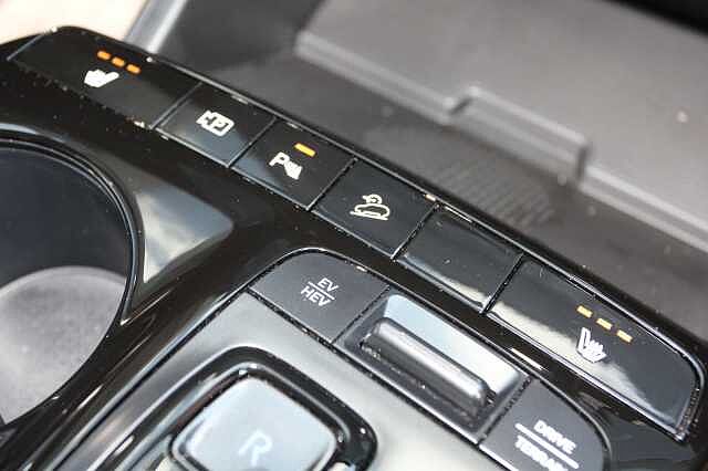 Hyundai TUCSON 1.6 TGDi Plug-in Hybrid N Line 5dr 4WD Auto White