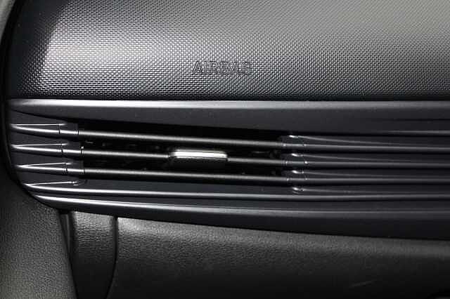 Hyundai BAYON 1.0 TGDi Premium 5dr White