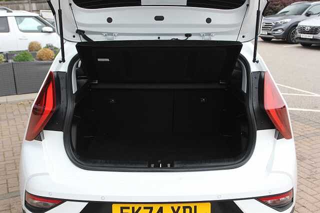 Hyundai BAYON 1.0 TGDi Premium 5dr White