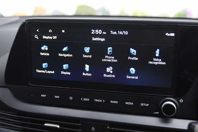 Hyundai BAYON 1.0 TGDi Premium 5dr White