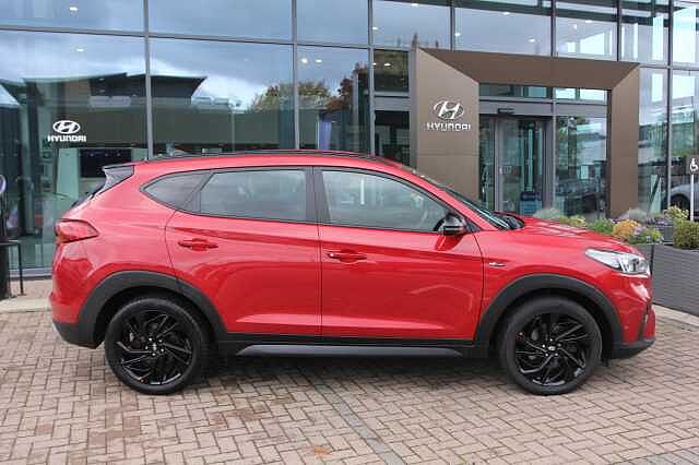 Hyundai TUCSON 1.6 CRDi 48V MHD 136 N Line 5dr 2WD Red