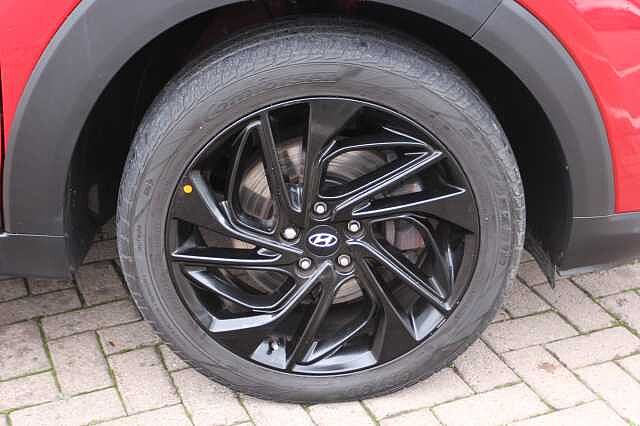 Hyundai TUCSON 1.6 CRDi 48V MHD 136 N Line 5dr 2WD Red