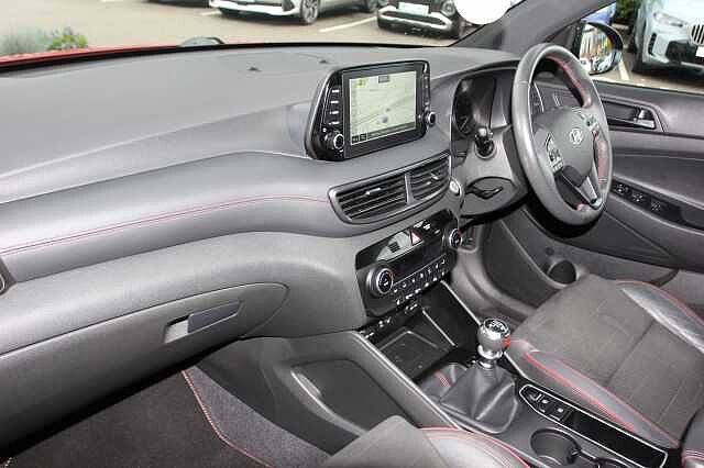 Hyundai TUCSON 1.6 CRDi 48V MHD 136 N Line 5dr 2WD Red