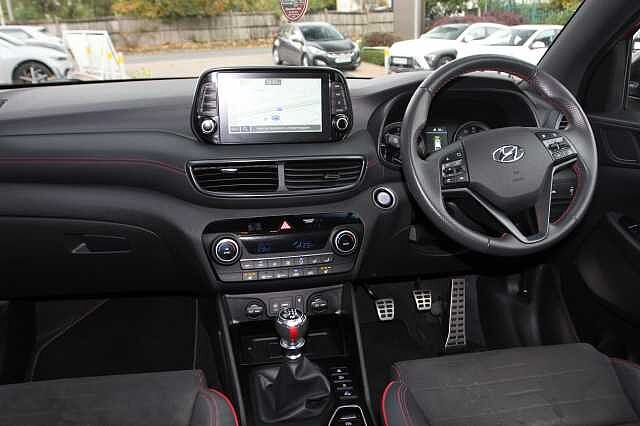 Hyundai TUCSON 1.6 CRDi 48V MHD 136 N Line 5dr 2WD Red