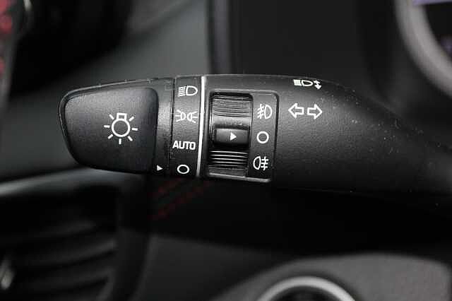 Hyundai TUCSON 1.6 CRDi 48V MHD 136 N Line 5dr 2WD Red