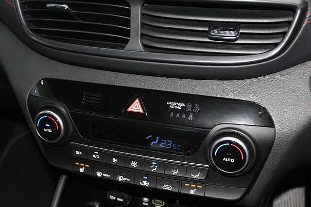 Hyundai TUCSON 1.6 CRDi 48V MHD 136 N Line 5dr 2WD Red