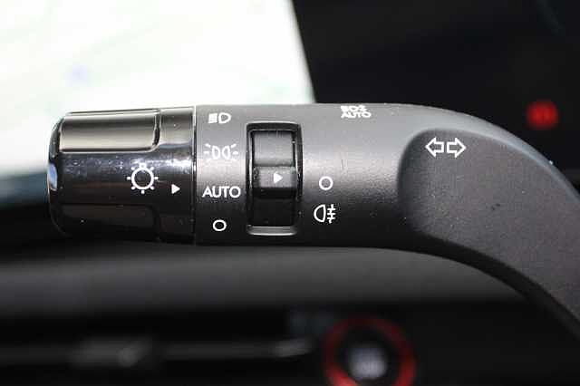 Hyundai TUCSON 1.6T Hybrid N Line 5dr Auto White