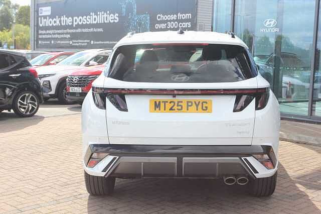 Hyundai TUCSON 1.6T Hybrid N Line 5dr Auto White