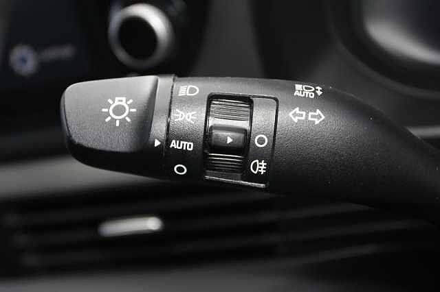 Hyundai I20 1.0T GDi 48V MHD SE Connect 5dr Green