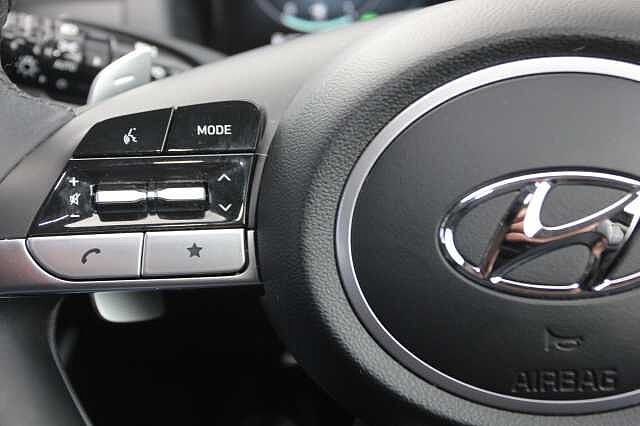 Hyundai TUCSON 1.6 TGDi Hybrid 230 Premium 5dr 2WD Auto Red