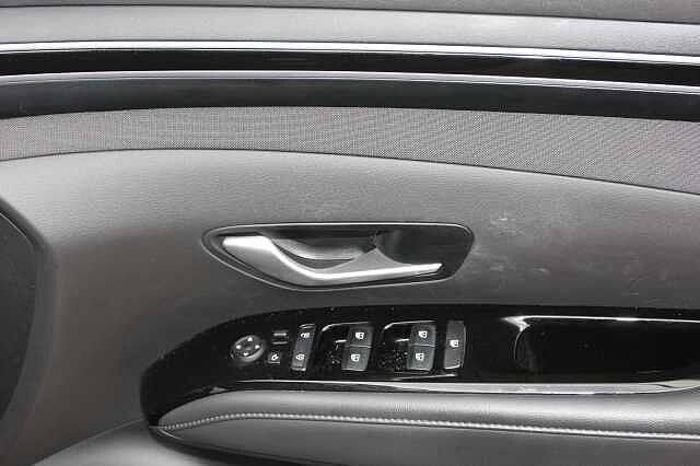 Hyundai TUCSON 1.6 TGDi Hybrid 230 Premium 5dr 2WD Auto Grey