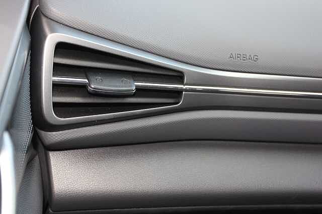 Hyundai IONIQ 1.6 GDi Plug-in Hybrid Premium SE 5dr DCT Grey