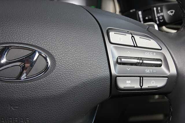 Hyundai IONIQ 1.6 GDi Plug-in Hybrid Premium SE 5dr DCT Grey