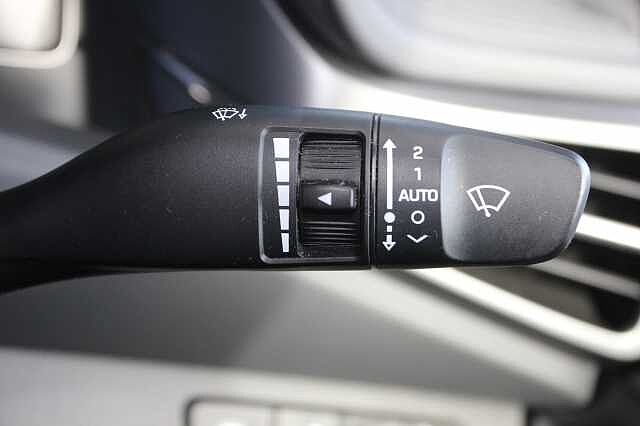 Hyundai IONIQ 1.6 GDi Plug-in Hybrid Premium SE 5dr DCT Grey