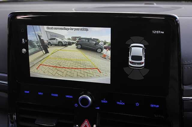 Hyundai IONIQ 1.6 GDi Plug-in Hybrid Premium SE 5dr DCT Grey