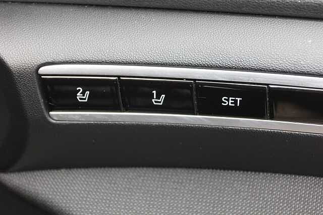 Hyundai TUCSON 1.6 TGDi Hybrid 230 Ultimate 5dr 2WD Auto Black