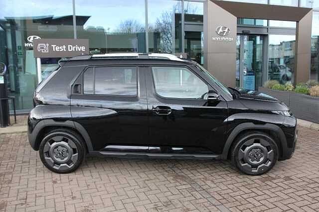 Hyundai INSTER 85kW Cross 49kWh 5dr Auto Black