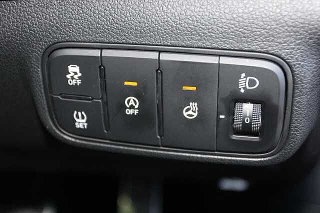 Hyundai BAYON 1.0 TGDi [90] Tech Line 5dr DCT Red