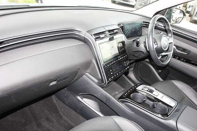 Hyundai TUCSON 1.6 TGDi Plug-in Hybrid Ultimate 5dr 4WD Auto Silver