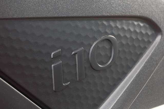 Hyundai I10 1.0 MPi SE Connect 5dr White