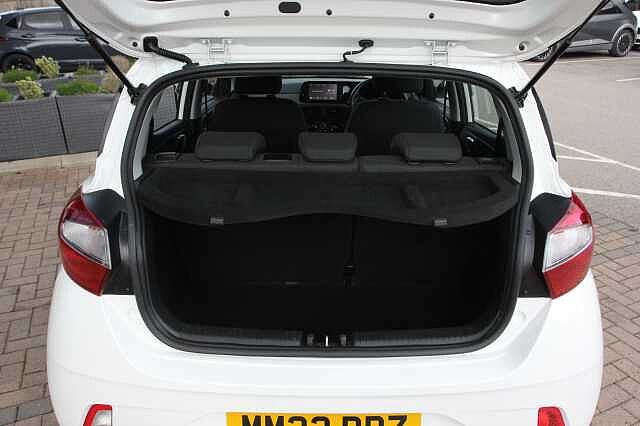 Hyundai I10 1.0 MPi SE Connect 5dr White