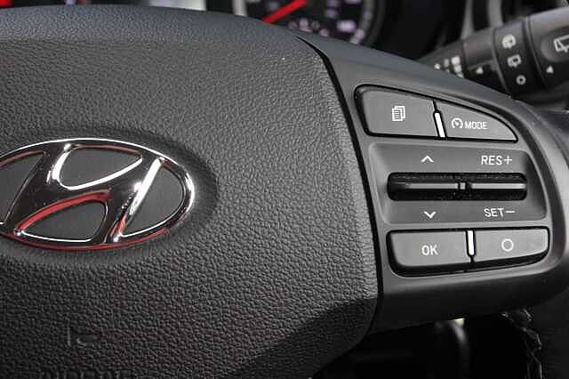 Hyundai I10 1.0 MPi SE Connect 5dr White