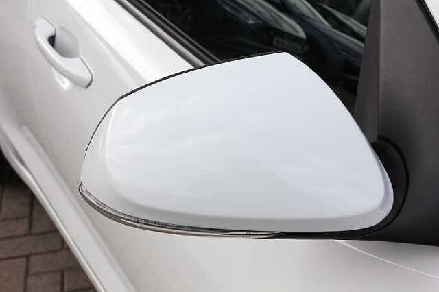 Hyundai I10 1.0 MPi SE Connect 5dr White