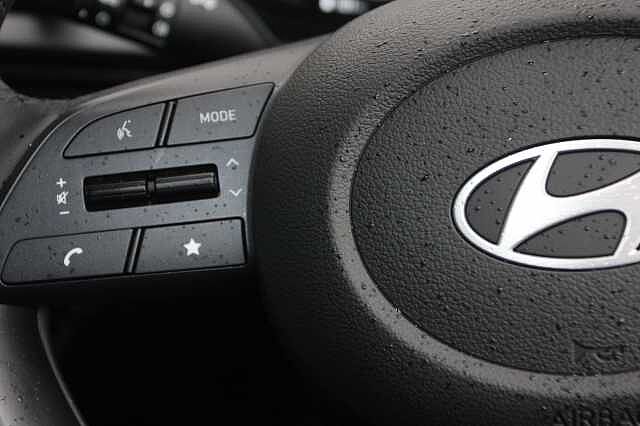 Hyundai BAYON 1.0 TGDi [90] Tech Line 5dr DCT Black