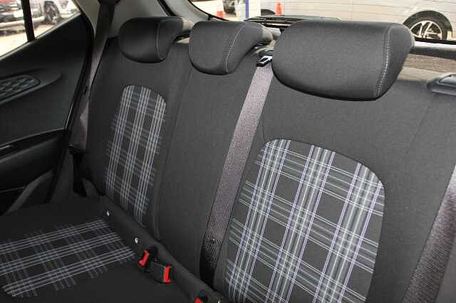 Hyundai I10 1.0 [63] Premium 5dr Auto [Nav] White