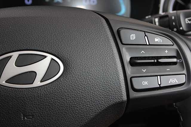 Hyundai I10 1.0 [63] Premium 5dr Auto [Nav] White