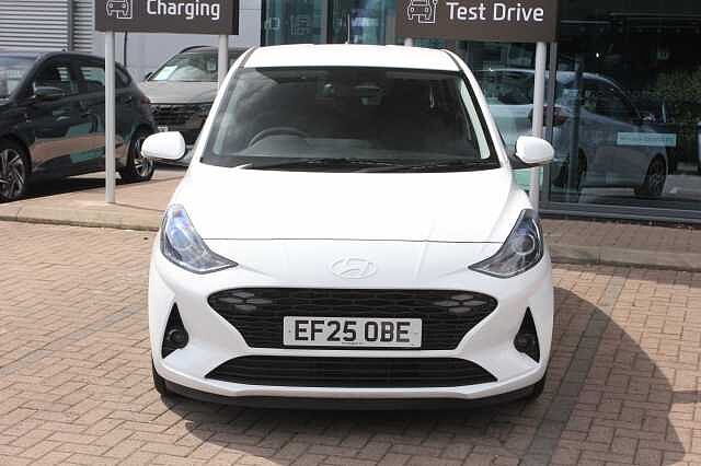 Hyundai I10 1.0 [63] Premium 5dr Auto [Nav] White
