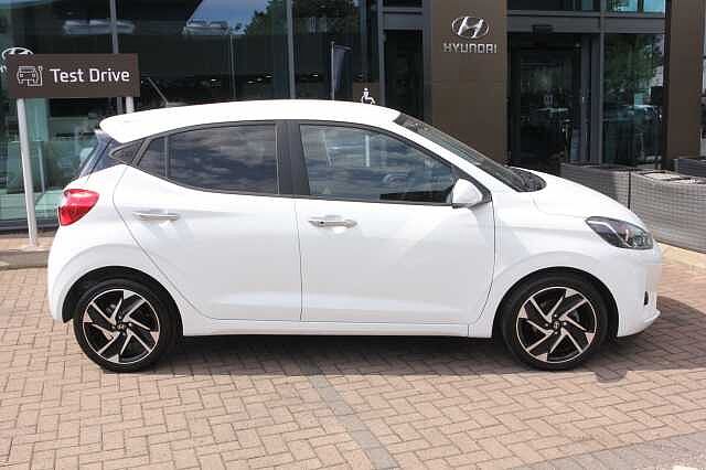 Hyundai I10 1.0 [63] Premium 5dr Auto [Nav] White