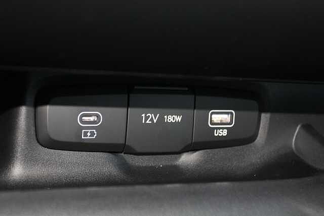 Hyundai INSTER 85kW 01 49kWh 5dr Auto White