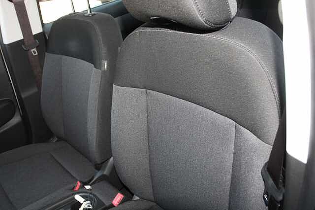 Hyundai INSTER 85kW 01 49kWh 5dr Auto White