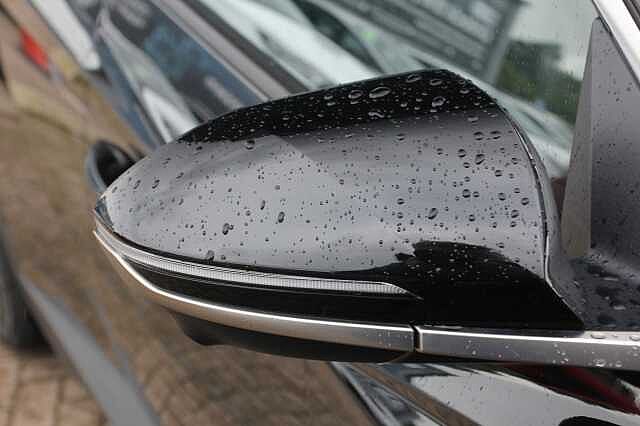 Hyundai TUCSON 1.6T Plug-in Hybrid Ultimate 5dr Auto Black