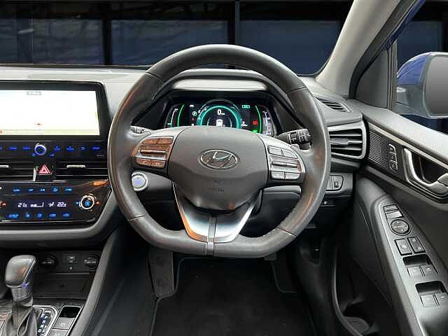 Hyundai IONIQ 1.6 GDi Hybrid Premium SE 5dr DCT Blue