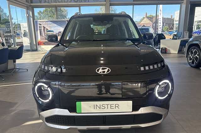 Hyundai INSTER 85kW 02 49kWh 5dr Auto Black