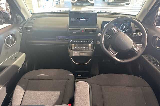 Hyundai INSTER 85kW 02 49kWh 5dr Auto Black