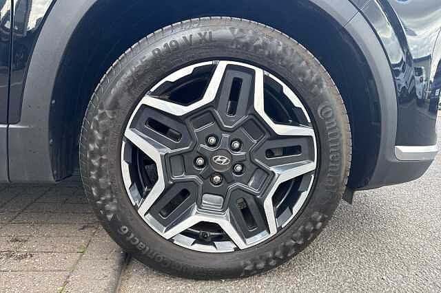 Hyundai SANTA FE 1.6 TGDi Plug-in Hybrid Premium 5dr 4WD Auto Black