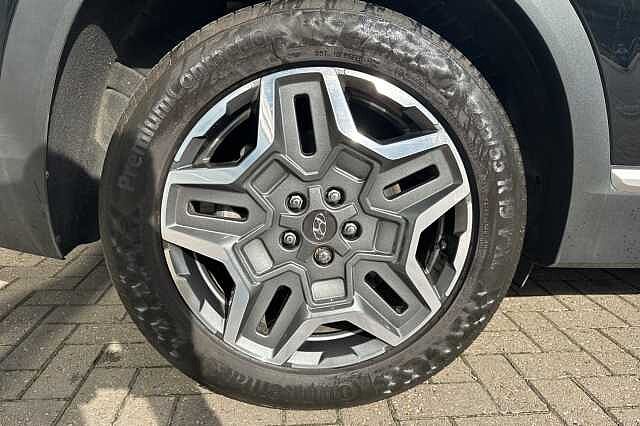Hyundai SANTA FE 1.6 TGDi Plug-in Hybrid Premium 5dr 4WD Auto Black