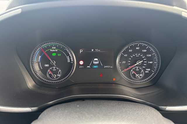 Hyundai SANTA FE 1.6 TGDi Plug-in Hybrid Premium 5dr 4WD Auto Black
