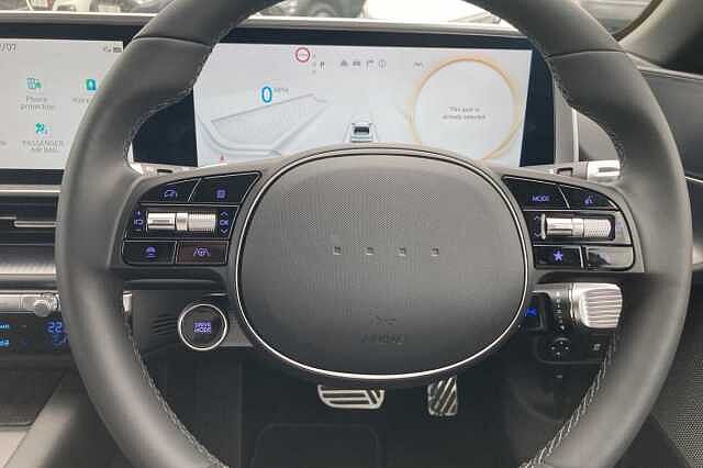 Hyundai IONIQ 6 E (228ps) Premium 77kWh (Single Motor) RWD Gold