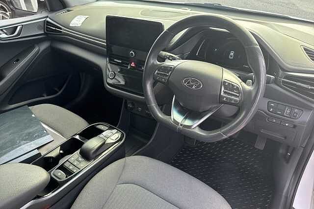 Hyundai IONIQ 100kW Premium 38kWh 5dr Auto