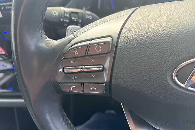 Hyundai IONIQ 100kW Premium 38kWh 5dr Auto