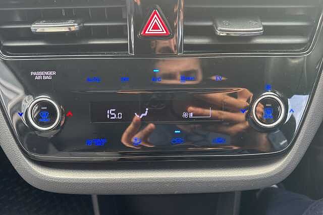 Hyundai IONIQ 100kW Premium 38kWh 5dr Auto