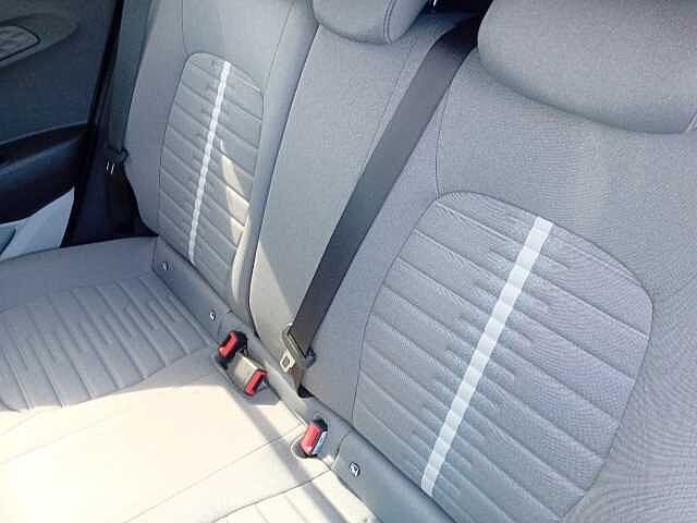 Hyundai I10 HATCHBACK 1.0 [63] Premium 5dr [Nav] Green