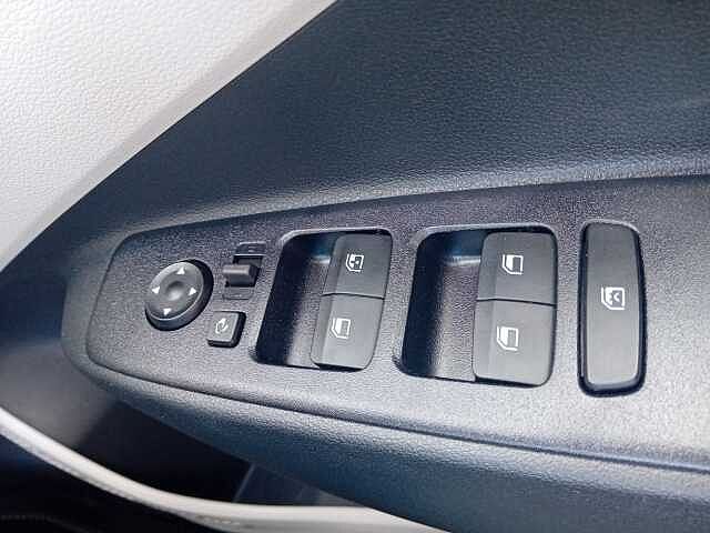 Hyundai I10 HATCHBACK 1.0 [63] Premium 5dr [Nav] Green