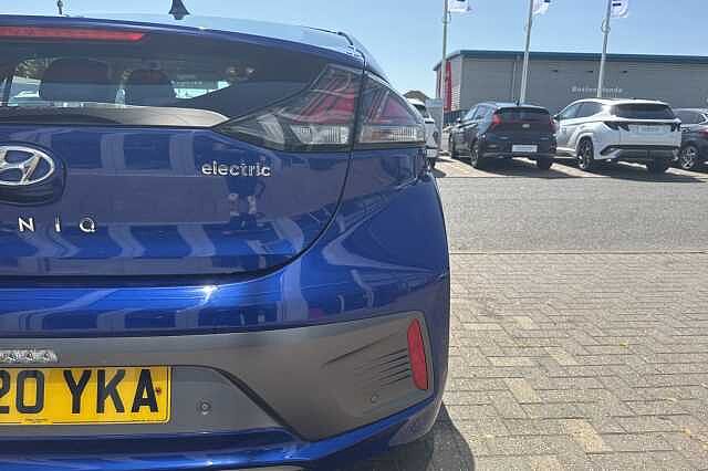 Hyundai IONIQ 100kW Premium 38kWh 5dr Auto